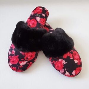 Victoria's Secret Pink Supersoft Floral Slippers